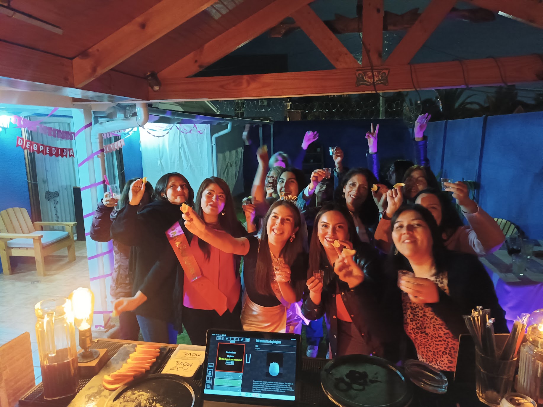 Despedida de soltera con barra móvil Santiago