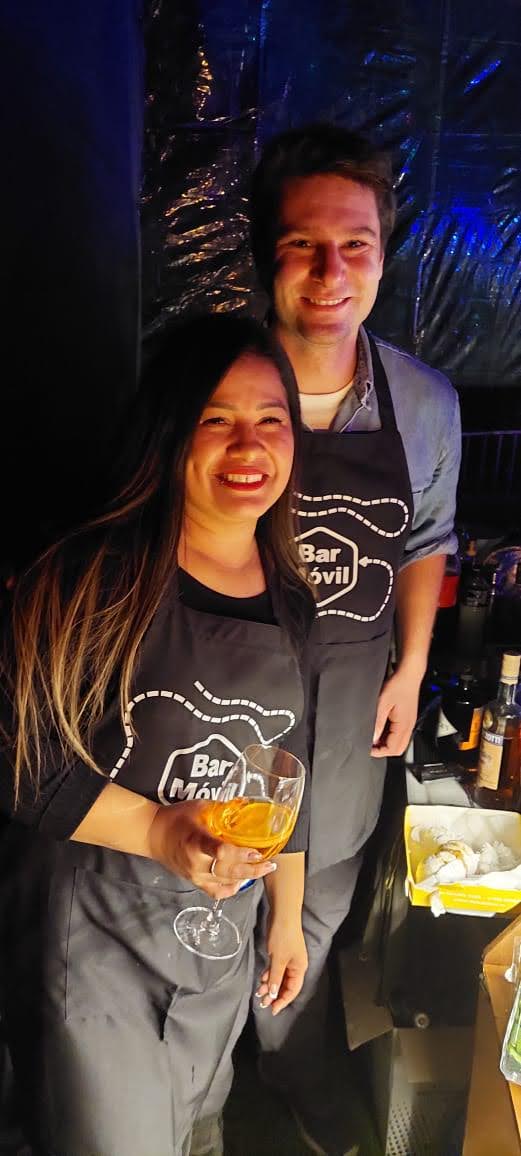 El equipo · delantales Bar Móvil